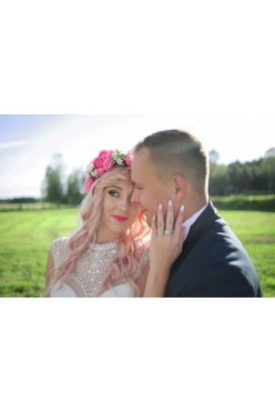 Suknia ślubna typu Princessa model: Irida marki Oksana Mukha