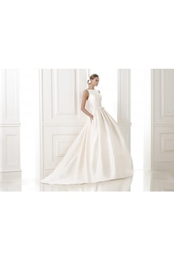 wyjątkowa suknia ślubna PRONOVIAS model BARCAZA