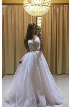 Romantyczna suknia ślubna Lanesta