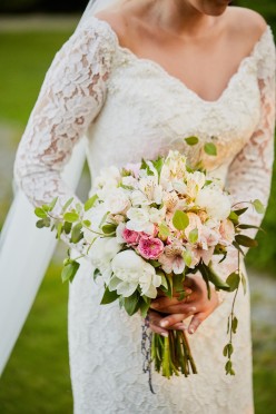 Piękna suknia ślubna