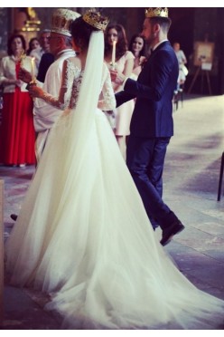 NOWA ekskluzywna suknia księżniczka tren 34/36