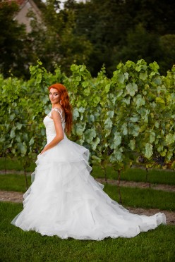 Piękna Trinity marki Pronovias Barcelona