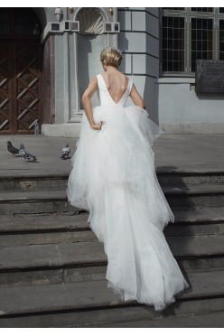 Suknia ślubna Viola Piekut 2017 - klasyczna elegancja