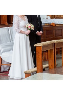 Lekka i Zwiewna Suknia Ślubna rozm. 40/42