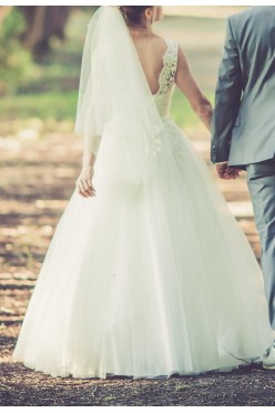 Suknia ślubna r. 34-36