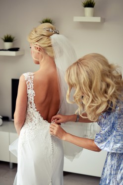 Suknia Lillian West 2017 koronka + 2 welony