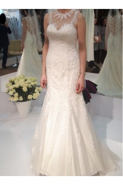 Suknia ślubna z najnowszej kolekcji Lillian West