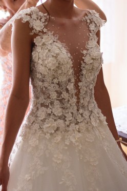 Suknia Ślubna Agora 17-37