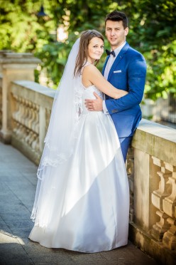 Spzedam elegancką suknię 2017