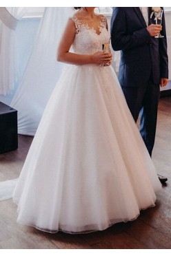 A może to ona jest tą jedyną? :) - suknia litera A, 38