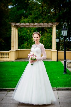Suknia ślubna marki Annais Bridal (rozm. 36)