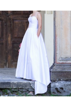 Suknia ślubna dla szczupłej Panny Młodej