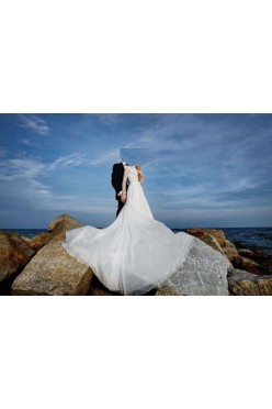 Suknia ślubna Violi Piekut (model Nikolla/Tess) r.34