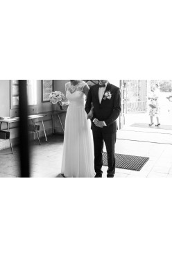 Suknia ślubna kolekcja 2017 rozmiar 40/42