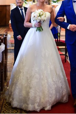 Famosa model jak Pronovias Pergola 38/40