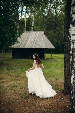 Piękna suknia ślubna