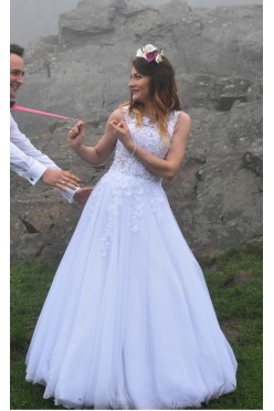 Suknia Ślubna z welonem