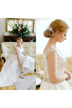 Ekskluzywna suknia z satyny Aire Barcelona Metafora