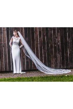 Suknia ślubna Elizabeth Passion. Rozmiar 34/36.