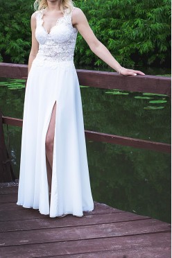 Zwiewna suknia ślubna