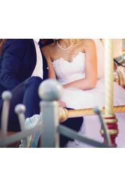 Suknia ślubna + 2 bolerka i welon