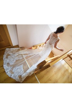 Zjawiskowa suknia od Kaldonii