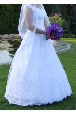 Suknia Ślubna - cała w koronkach