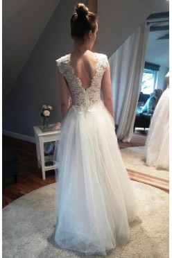 Suknia ślubna z pracowni Justyny Kodym r.36 + 2 welony