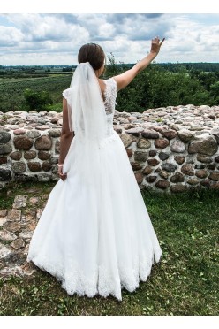 Romantyczna suknia ślubna