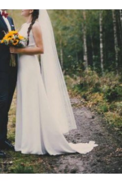 Klasyczna i elegancka suknia, kolekcja Igar 2017, r. 36/38