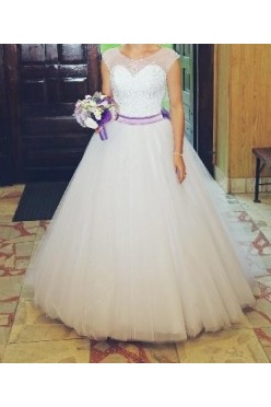 Przepiękna suknia typu księżniczka