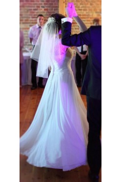 Śliczna koronkowa suknia Ivory S/M