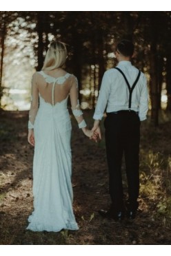 SUKNIA ŚLUBNA KORONKA DŁUGI RĘKAW TREN DEKOLT