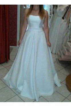 MYSTIC model NESSI biała, kieszenie, Litera "A" rozmiar 38