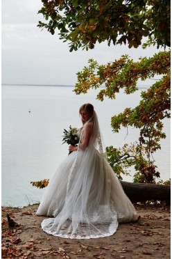 Suknia ślubna Ana od Farage Paris + długi welon z koronką