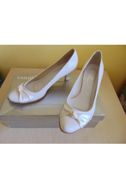 Buty ślubne wesele ecru skóra nowe 37 Mark Shoes