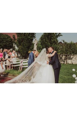 SUKNIA ŚLUBNA Pronovias Arlene