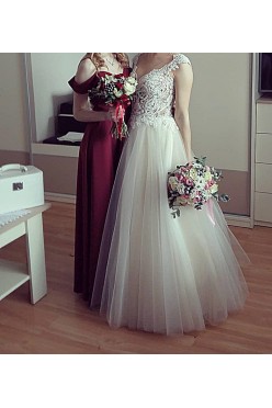 NAJNOWSZA KOLEKCJA -kupiona w salonie ślubnym CAROLINE NOVA