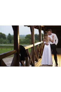 Suknia dla drobnej, projekt indywidualny