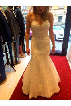 Suknia ślubna koronkowa La Petra Fortunetta