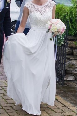 Zwiewna suknia ślubna