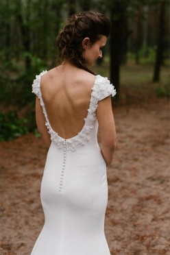 Pronovias, model Agua