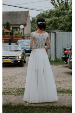 Suknia ślubna z kolekcji Sabe 2017