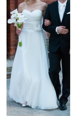 Piękna suknia ślubna Sincerity Narzutka i welon Gratis!