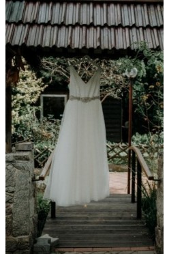 Suknia ślubna - koronka w kratkę