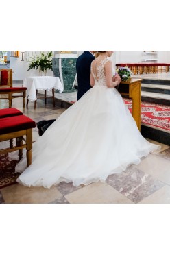 Niepowtarzalna Suknia