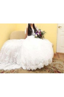 Elegancka koronkowa Sukienka Ślubna