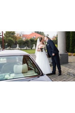 Wyjątkowa suknia ślubna Lady Bird model 417021