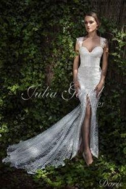 Suknia ślubna z trenem