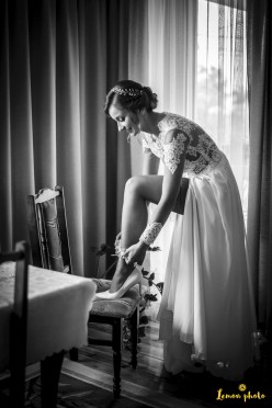 Suknia ślubna koronka i muślin